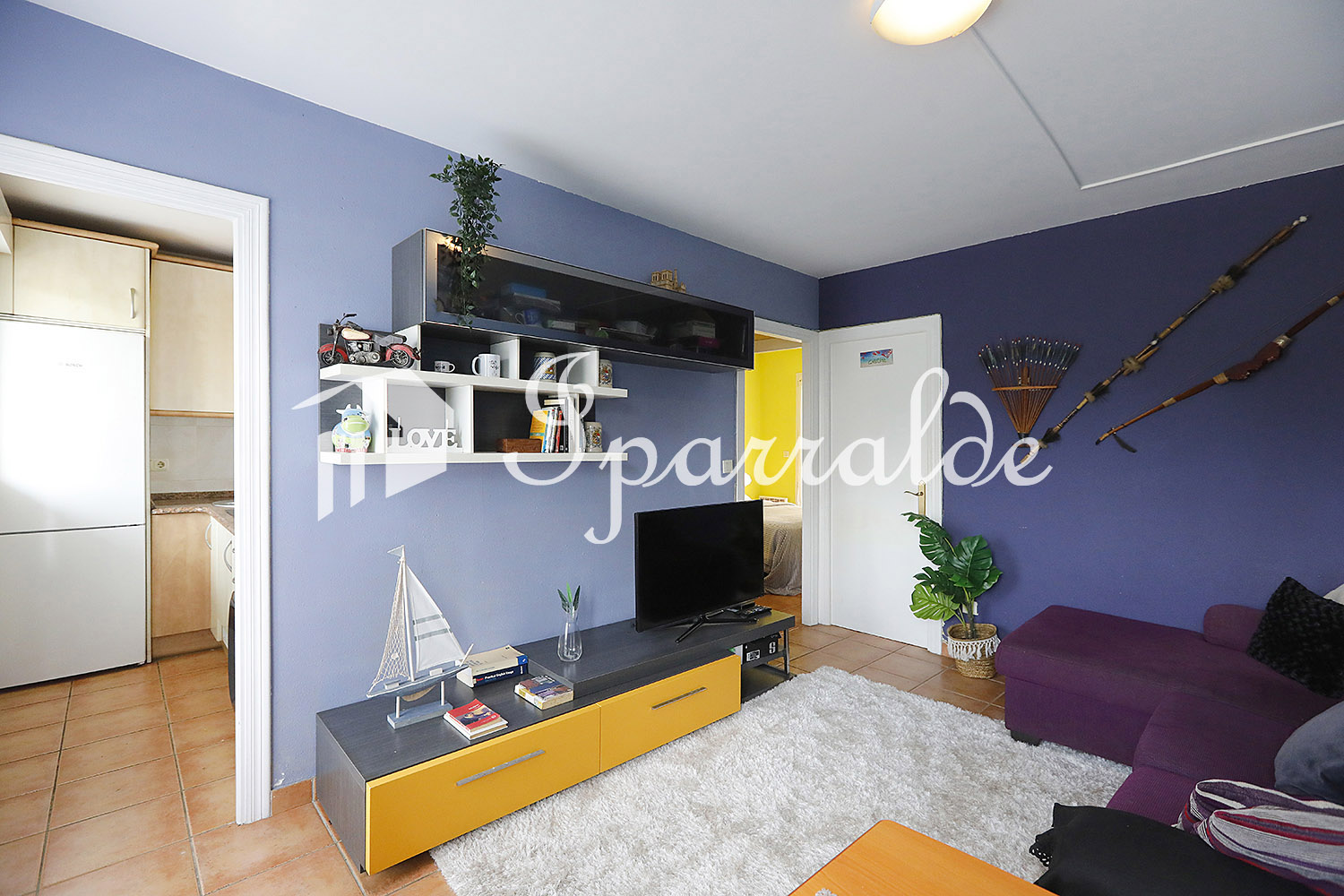 À 6 minutes à pied de la Grande Plage d’Hendaye, découvrez cet appartement T3 traversant situé dans une résidence récente et prisée, avec piscine, jardins et fronton. À 6 minutes à pied de la Grande Plage d’Hendaye, découvrez cet appartement T3 traversant situé dans une résidence récente et prisée, avec piscine, jardins et fronton.