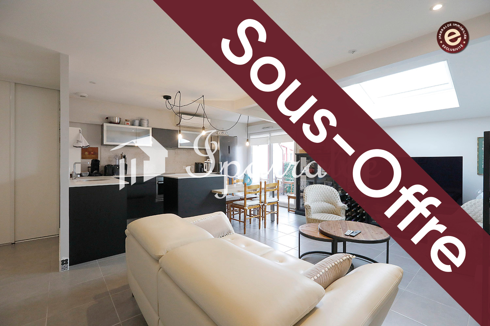 Hendaye Centre-ville : Grand T3 d’exception situé au dernier étag...