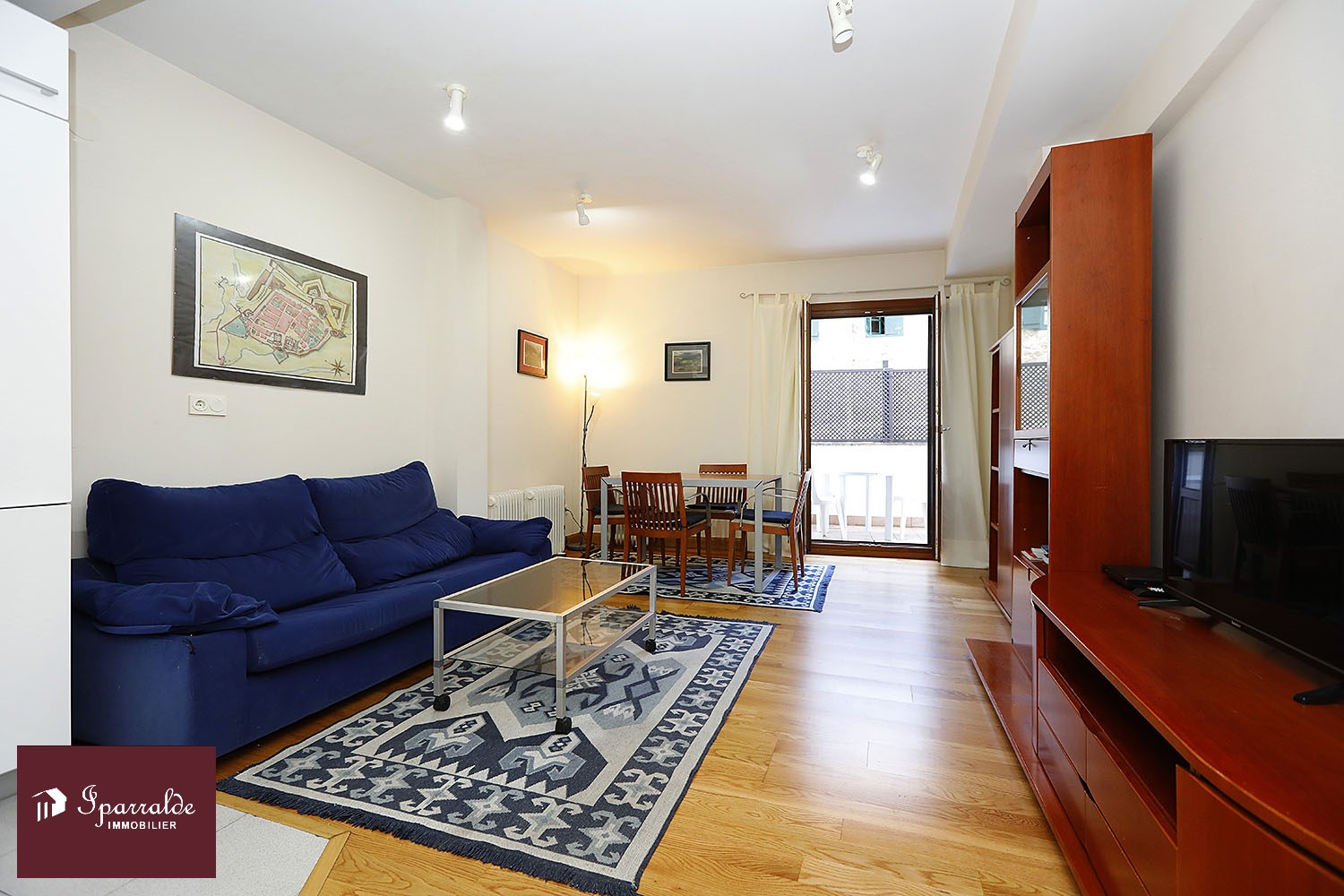 Grand appartement T2 à vendre 285949 € à Fontarrabie, ville médiévale située en face d´Hendaye(64)