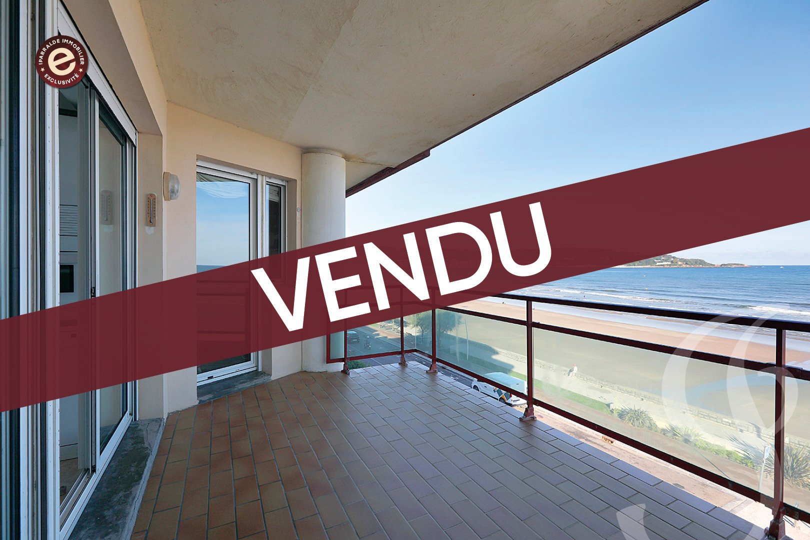 Chez Iparralde Immobilier, nous avons vendu ce bel appartement face à la plage d’Hendaye